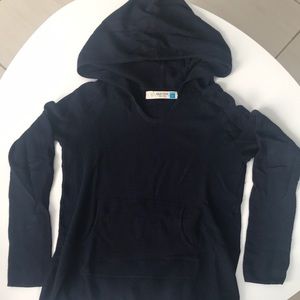 Lightweight Hooded Sweater